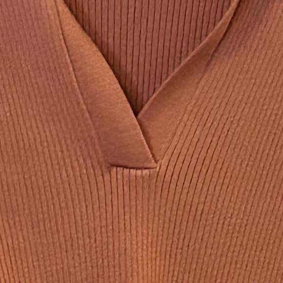 Babaton Top: Size 2XS - Picture 10 of 10